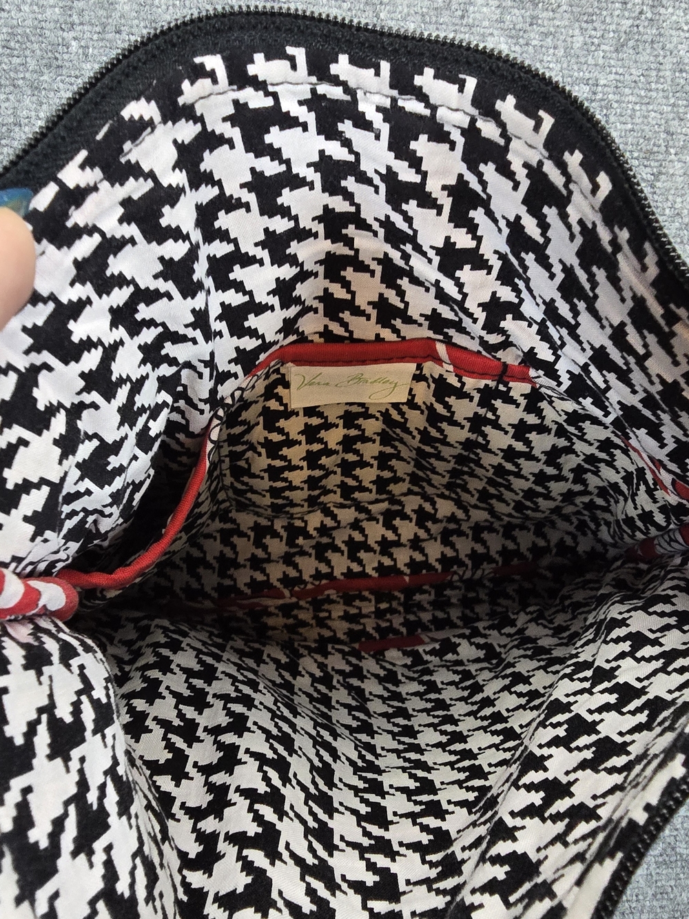 Vera Bradley Red Floral Quilted Crossbody Bag Adjustable Shoulder Purse - Picture 4 of 6